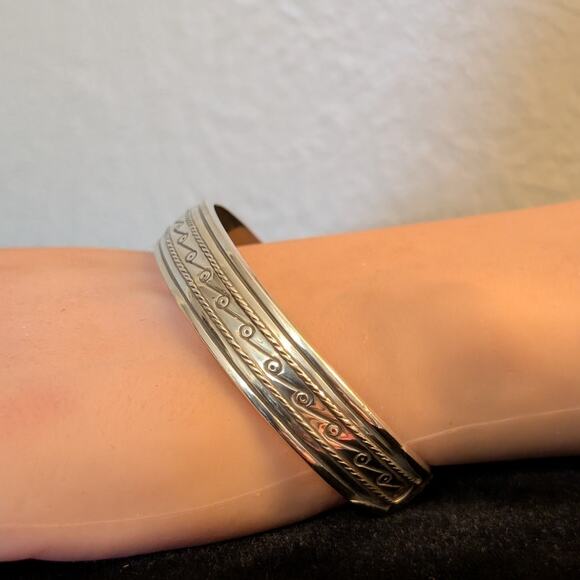 MMA BMCO 925 Sterling Silver Panther Ends Cuff Bracelet - Picture 2 of 10